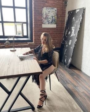 Виолетта, 47