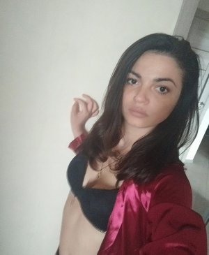 Анастасия, 32